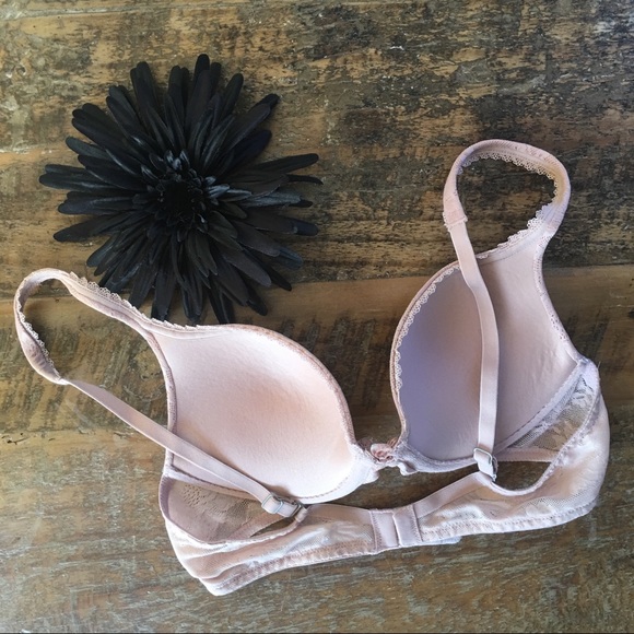 VICTORIA’S SECRET BRA 34B - Picture 2 of 4